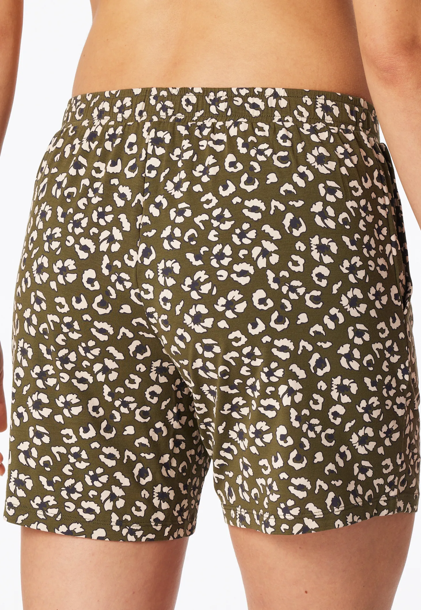 Hose kurz oliv gemustert - Mix+Relax