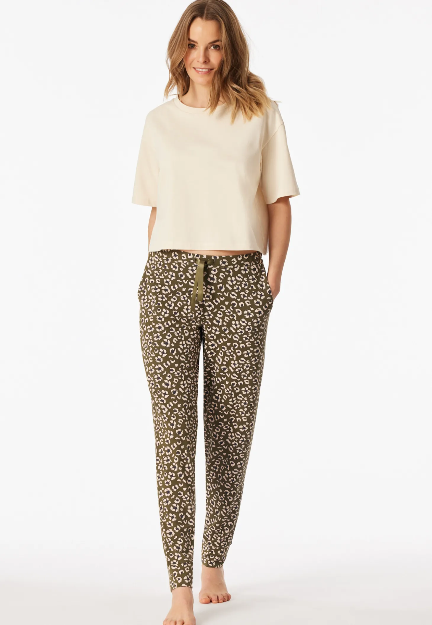 Hose lang Bündchen Blumen Leoparden oliv - Mix+Relax
