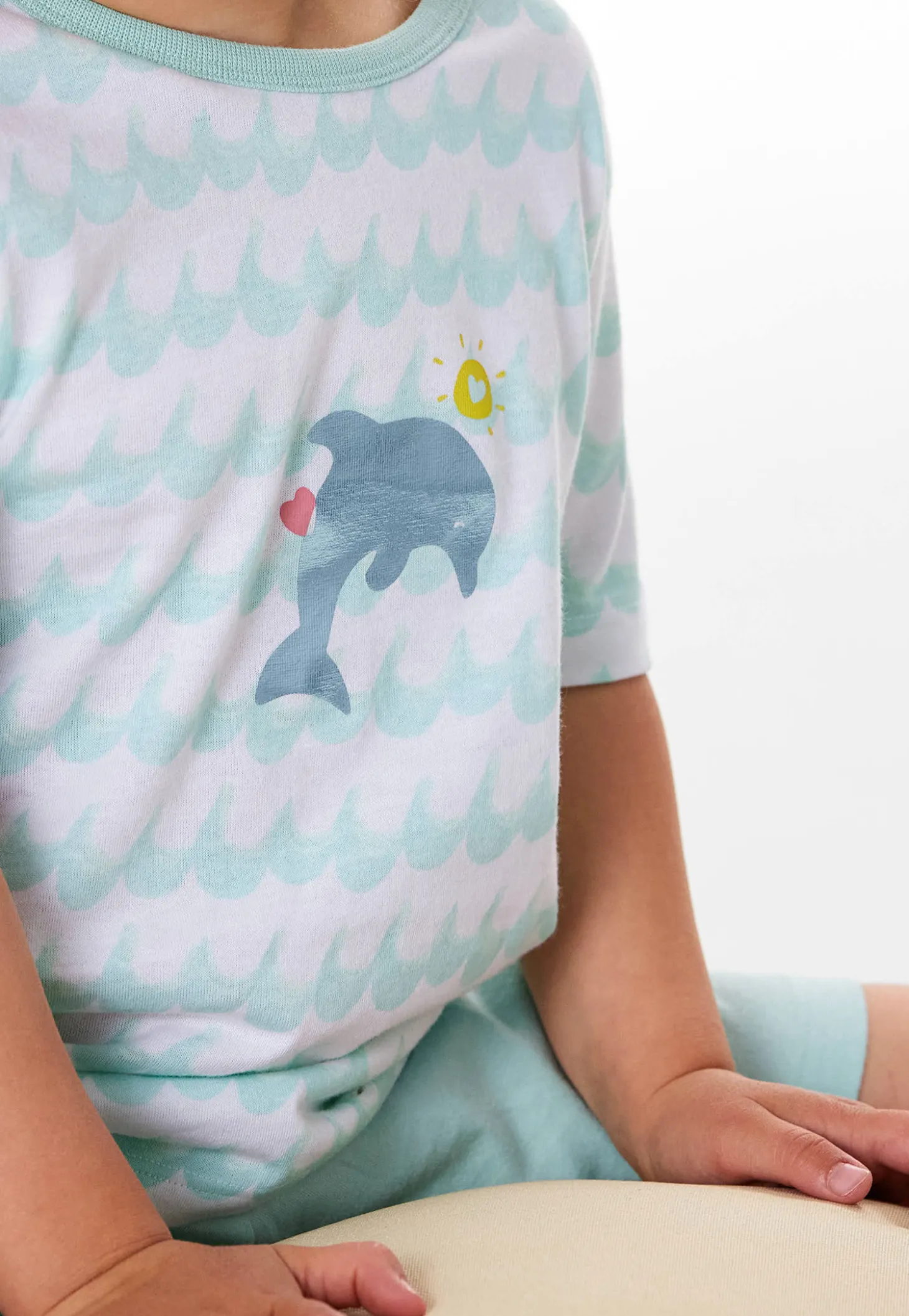 Schlafanzug kurz Wellen Delfin türkis - Kids Nightwear